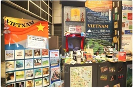 Le stand vietnamien à la 34e Foire du livre de Hong Kong. Photo : VNA