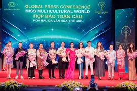 Les délégués lors d'une conférence de presse sur le concours Miss Monde Multiculturel. Photo: CTV/VietnamPlus