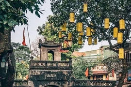 Ô Quan Chuong, témoin des changements de jour en jour de la capitale, est présentée dans la série télévisée “Vi tinh yêu Hà Nôi” (Pour l’amour de Hanoi). Photo : Internet