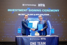 NTQ Solution et SB Technology signent un accord de coopération pour établir un centre de développement technologique au Vietnam. Photo: NTQ Solution