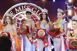 Top 5 de Miss Globe 2024. Photo: Comité d'organisation