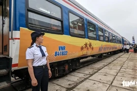 Vietnam develops railway tourism associated with “awakening” heritage