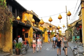 Ciudad antigua vietnamita desarrolla marca como sitio patrimonial sin humo