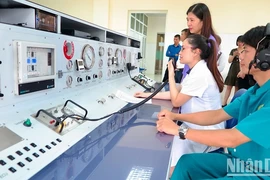 Vietnam busca estimular desarrollo de medicina marítima