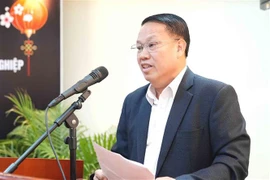 Vietnamitas en Laos orgullosos de los logros de su patria