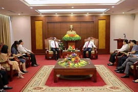 Une délégation de l'ambassade d'Inde en visite de travail à Hoa Binh