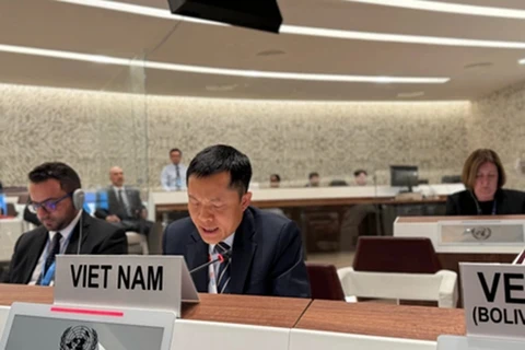 Minister Counsellor Cung Duc Han, Deputy Permanent Representative of Vietnam in Geneva, speaks at the second session of the Preparatory Committee for the 2026 Review Conference of the Nuclear Non-Proliferation Treaty. (Source: VNA)