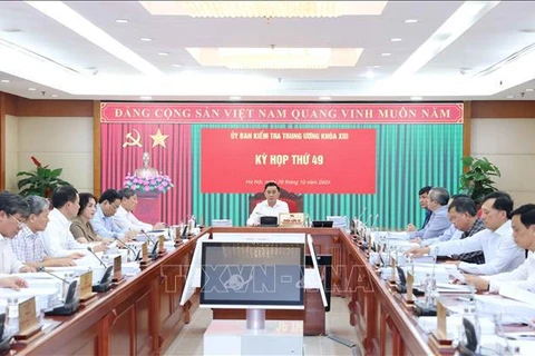 Officials at the 49th meeting of the Party Central Committee’s Commission for Inspection (Photo: VNA)