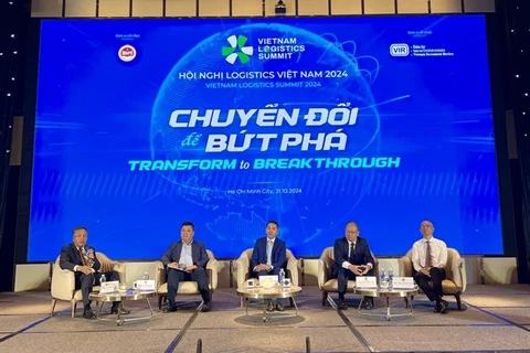 Speakers at the Vietnam Logistics Summit 2024. (Photo: VNS/VNA)