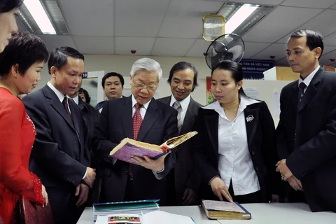 Especial afecto del Secretario General Nguyen Phu Trong a la prensa revolucionaria vietnamita