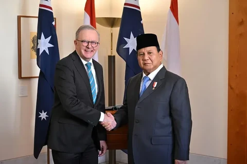 El primer ministro australiano, Anthony Albanese. y el Presidente electo de Indonesia, Prabowo Subianto. (Fuente:Reuters)