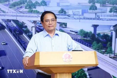 El primer ministro Pham Minh Chinh habla en el evento. (Fuente: VNA)