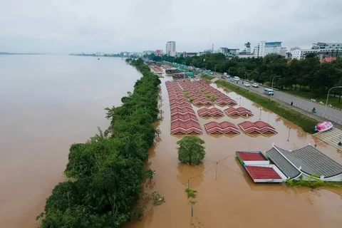 Nivel del agua del río Mekong el 13 de septiembre en el parque Donchan, Vientiane, capital de Laos. (Fuente:VNA)