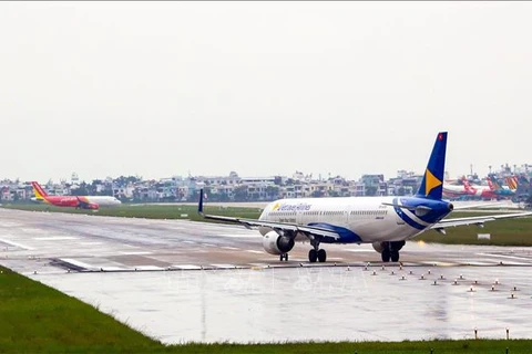 Suspenden temporalmente las operaciones en el Aeropuerto Internacional de Da Nang debido a la tormenta TRAMI. (Fuente: VNA)