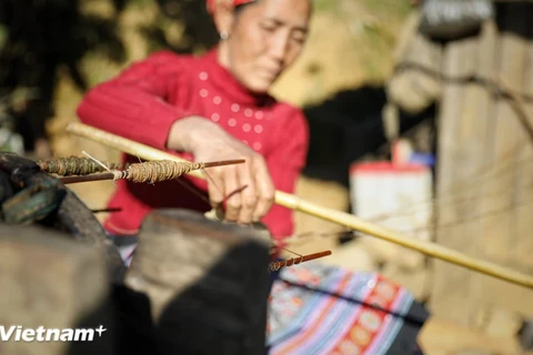 莱州省赫蒙族的传统编织业需要得到保护与发展。图自Vietnam+