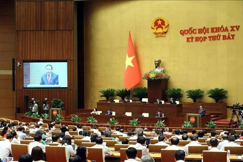 Le président de l'Assemblée nationale Tran Thanh Man préside l'activité de questions-réponses. Photo: VNA