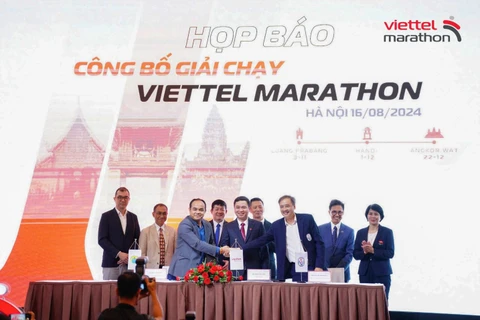 Le Viettel Marathon 2024 est le fruit d'une collaboration entre les Fédérations d'athlétisme vietnamienne, cambodgienne et lao et le groupe Viettel. Photo: comité d'organisation