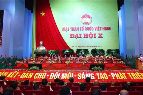 El X Congreso Nacional del Frente de la Patria de Vietnam (FPV) inició su primera sesión de trabajo. (Foto: VNA)