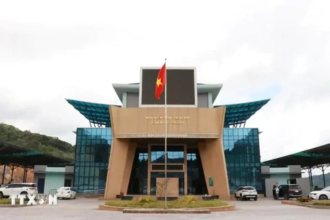 Le poste-frontière international de La Lay. Photo : VNA