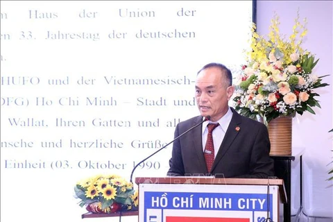 Nguyen Anh Tuan, President of the Vietnam-Germany Friendship Association in Ho Chi Minh City, speaks at the gathering. (Photo: VNA)