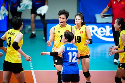 Bich Tuyen records a spike speed of 107km per hour in a game played on July 7. (Photo courtesy of FIVB)