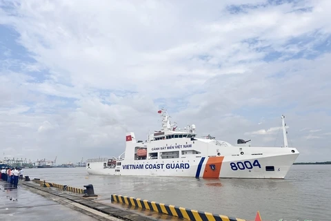 The Vietnam Coast Guard (VCG)’s CSB 8004 ship before sailing to the RoK. (Photo: qdnd.vn)