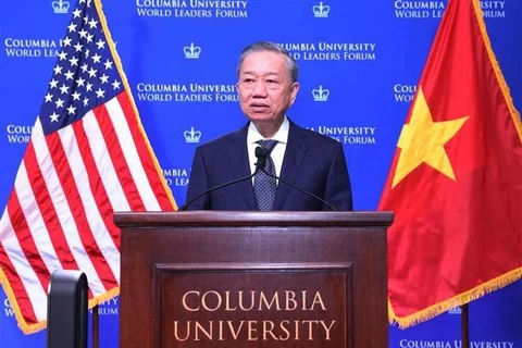 El secretario general del Comité Central del Partido Comunista de Vietnam y presidente del país, To Lam, pronuncia un discurso político en la Universidad de Columbia en Nueva York. (Foto: VNA)