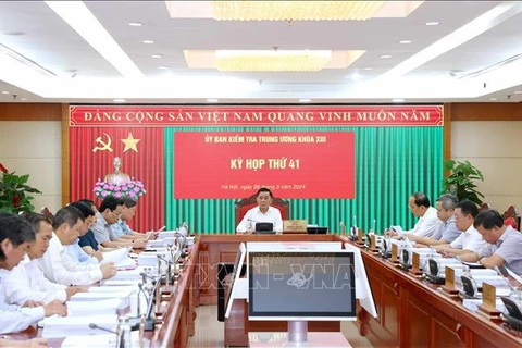 At the 41st meeting of the Party Central Committee's Inspection Commission. (Photo: VNA)