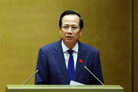 Minister of Labour, Invalids and Social Affairs Dao Ngoc Dung addresses the National Assembly's 7th session (Photo: VNA)