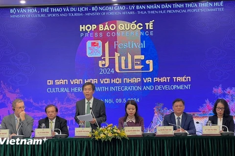Chairman of the Thua Thien Hue provincial People's Committee Nguyen Van Phuong speaks at the press conference (Photo: VietnamPlus)