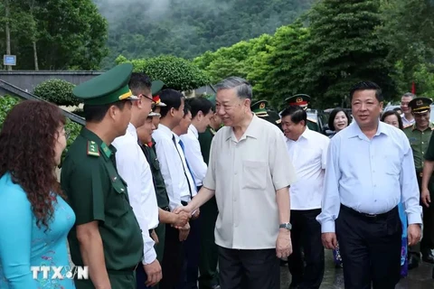 President To Lam at the Pac Bo special national relic site in Truong Ha commune, Ha Quang district, Cao Bang province. (Photo: VNA)