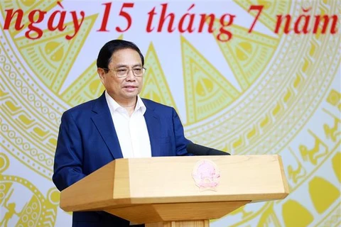 Prime Minister Pham Minh Chinh speaks at the 8th meeting of the Government’s Steering Committee for Administrative Reform in Hanoi on July 15. (Photo: VNA)