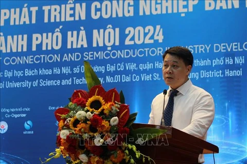 Nguyen Tran Quang, Deputy Director of the Hanoi Investment, Trade and Tourism Promotion Centre, speaks at the event (Photo: VNA)