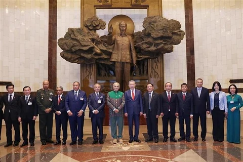 President To Lam, President of Timor-Leste José Ramos-Horta and delegates at Ho Chi Minh Museum (Photo: VNA)