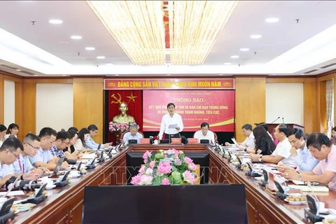 At the press briefing held in Hanoi to announce the outcomes of the 28th meeting of the Central Steering Committee for Prevention and Control of Corruption and Negative Phenomena (Photo: VNA)