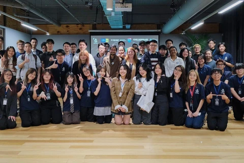 Students and speakers attend the Computer Science & Software Engineering Day - part of the “Career Compass” project at the Precinct, Fortitude Valley. (Photo: VNA broadcasts)