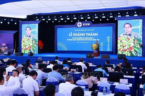 Prime Minister Pham Minh Chinh addresses the inauguration of Quang Trach-Pho Noi 500kV Circuit-3 power transmission line project (Photo: VNA)