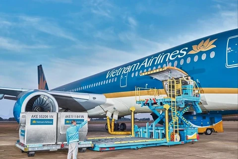 Vietnam Airlines offers free transport for relief goods to storm-affected localities. (Photo: VNA)