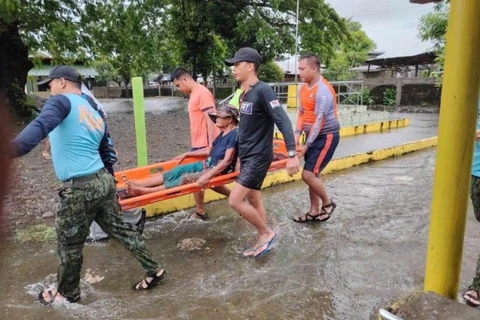 Flooding caused by heavy rains brought by Tropical Cyclone Ferdie in the Philippines. (Photo: philstar.com)