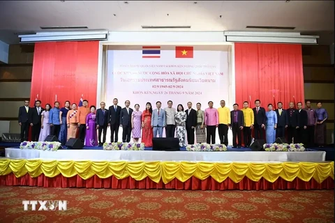 Leaders of 20 northeastern provinces of Thailand attend the ceremony to mark Vietnam's 79th National Day in Khon Kaen province. (Photo: VNA)