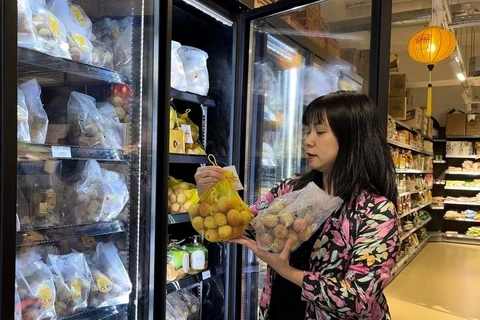 Vietnamese lychee hits French supermarket shelves. (Photo: VNA)