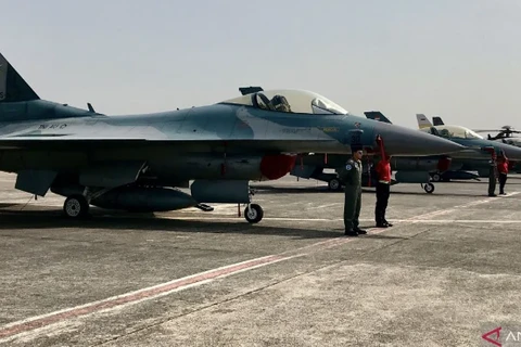 Indonesia has deployed four F-16 fighter jets to secure the arrivals of heads of state and foreign dignitaries to attend the inauguration of President-elect Prabowo Subianto and Vice President-elect Gibran Rakabuming Raka. (Photo: Antara)