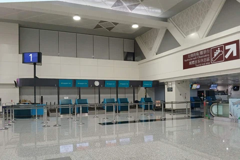 Vietnam Airlines' check-in counters at Terminal T2 of the Taoyuan International Airport in Taiwan (China). (Photo: vietnam.vn)