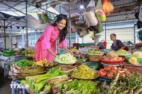 The 2nd Long An Culture, Sports, and Tourism Week will take place during the flood season and feature local typical cuisine. (Photo: VNA)