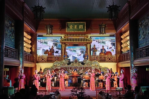 Hue Royal Court Music is a cultural heritage for developing tourism. (Photo nld.com.vn)