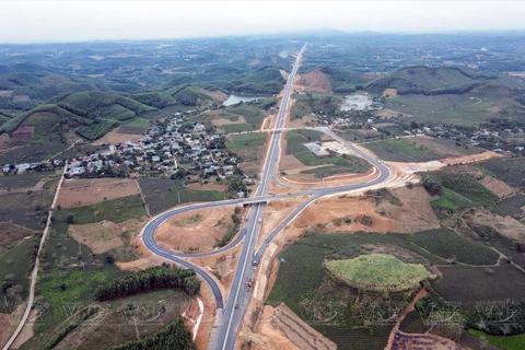 Accelerating construction of North-South Expressway