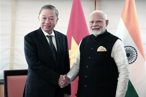 Vietnamese top leader meets Indian PM in New York