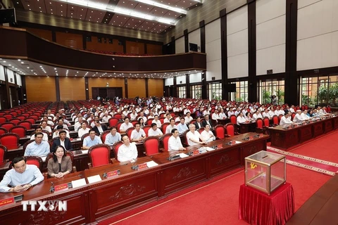 En la clausura de la reunión del Comité Central del PCV del XIII mandato. (Foto: VNA)