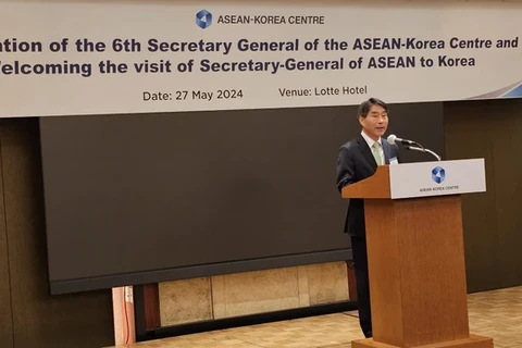 Le secrétaire général du Centre ASEAN-République de Corée, Kim Jae-shin, s'exprime lors de sa cérémonie d'inauguration. (Photo : asean.org)