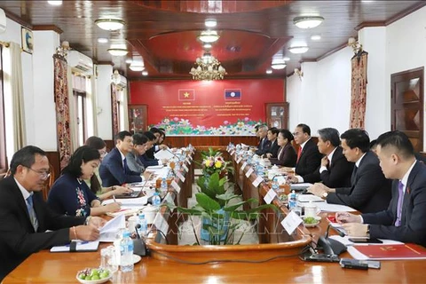 Refuerzan lazos entre Laos y Vietnam en construcción partidista